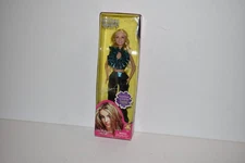 BRITNEY SPEARS PLAY ALONG ITEM #25000 LUCKY VIDEO PERFORMANCE COLLECTION(PLS58)