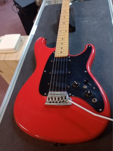Ibanez RS135-RD Roadstar II Standard 1985 Red *** FREE SHIPPING *** - 第 17/20 張圖片
