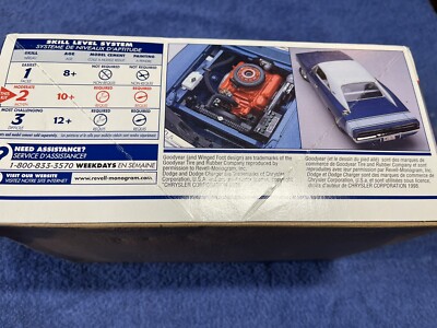 Revell Monogram 1/25 '69 Dodge Charger Kit #85-2546 | eBay