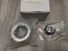 SNG Barratt Group Jaguar X-Type Front Wheel Bearing C2S8276 New Box IsDistressed
