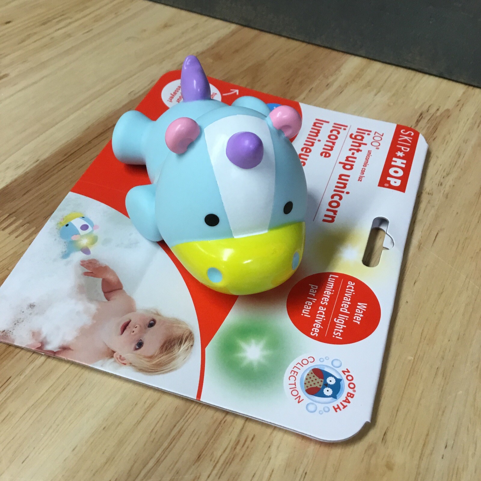 skip hop zoo light up bath toy