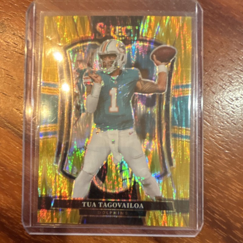 Panini 2025 Select Tua Tagovailoa #181 Miami Dolphins Premier Level 8/10