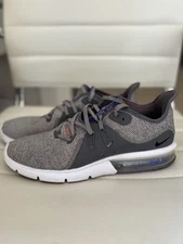 Nike Womens Air Max Motion Grey Running Shoes Sneakers Size 9