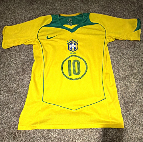 Nike Brazil National Team Ronaldinho #10 Soccer Jersey Yellow Green