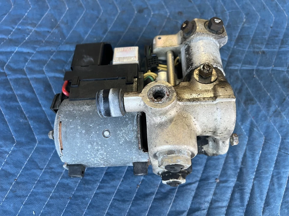 Volvo 740 940 1989-1995 sedán ABS bomba de freno antibloqueo y módulo OEM #3741EM Foto 2 de 4