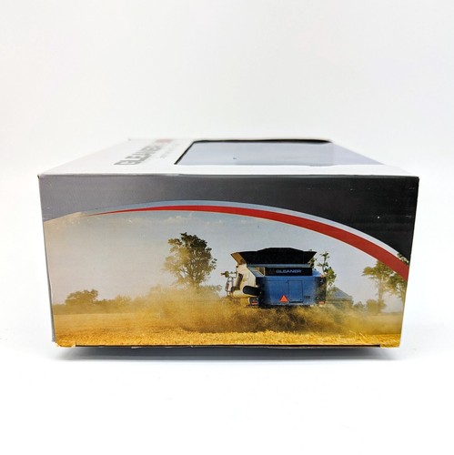 1/64 Gleaner S78 Combine With Draper Head, AGCO Spring Farm Show Edition - Picture 5 of 6