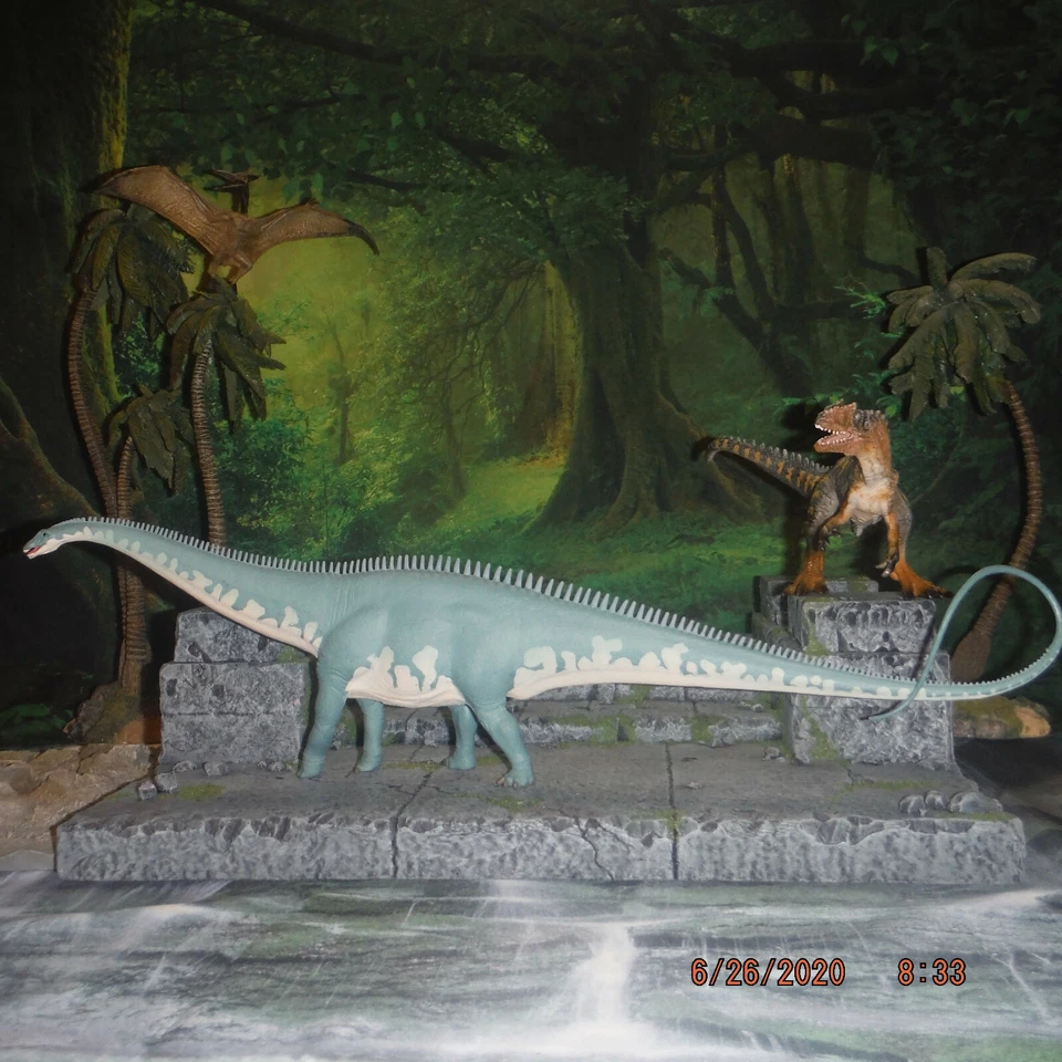 DINO WARS! CARNOSAURUS VS BRONTOSAURUS & ALLOSAURUS vs DIPLODOCUS / ¡¡VENTA LOCA!!! Foto 4 de 4
