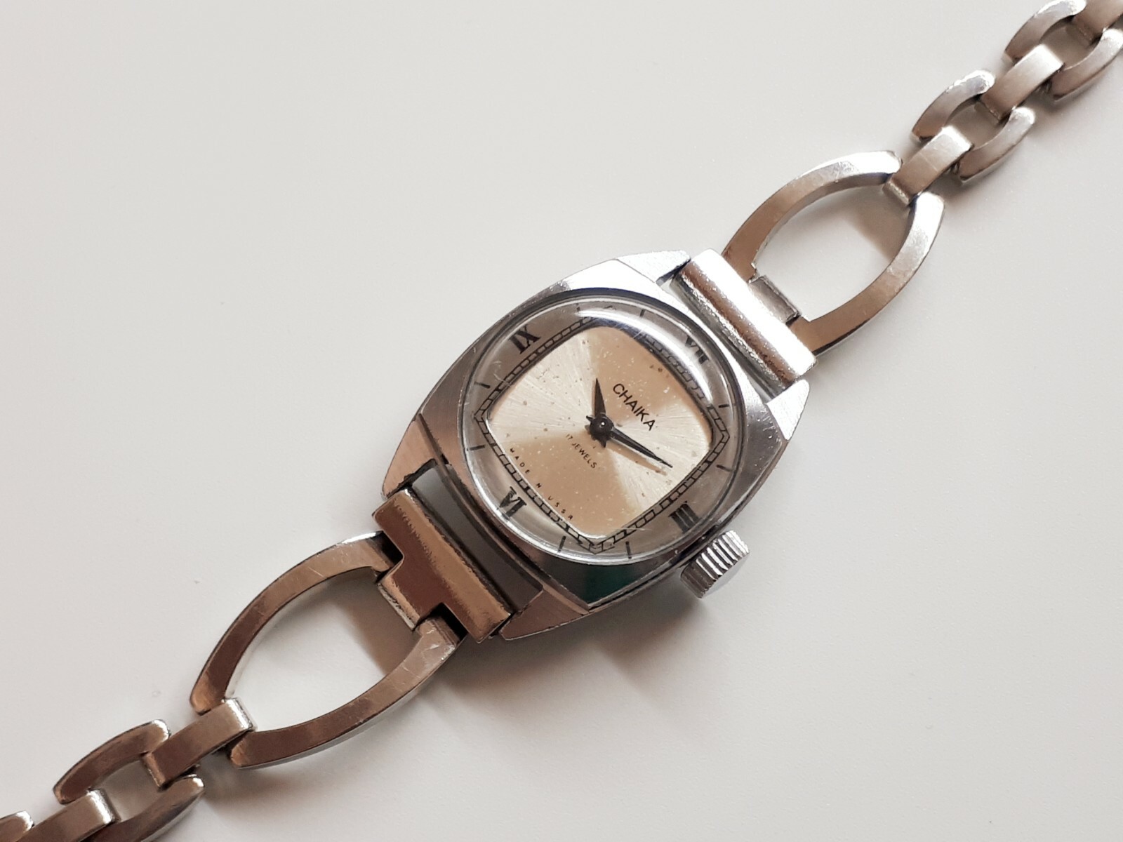 Retro Vintage CHAIKA USSR Hand-Winding Mechanical Women's Watch Uhr