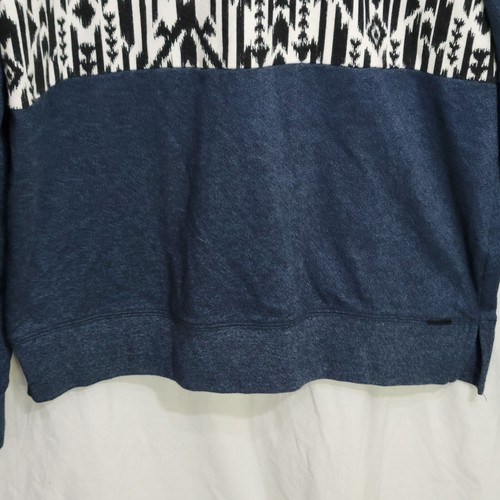 On the Byas Women's Lightweight Aztec Print Hoodie - M Skater Gorpcore - Picture 4 of 10
