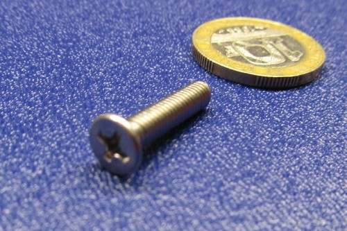 Metric Flat Head Phillips Machine Screw 18-8 Stainless Steel, M4 x 20mm L 100 Pc - Picture 10 of 11