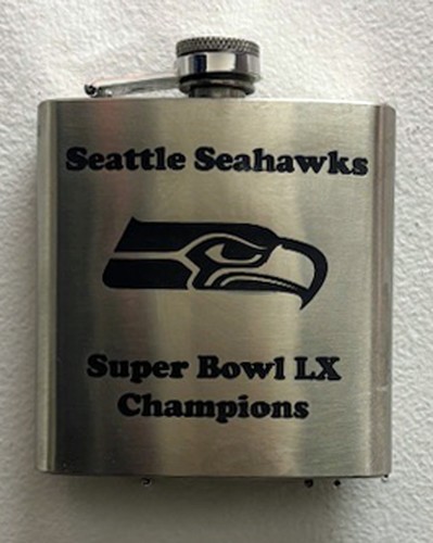 SEATTLE SEAHAWKS SUPER BOWL LX CHAMPIONS FIASCHETTA 6 OZ CON SCATOLA DI PRESENTAZIONE OPT - Foto 11 di 11