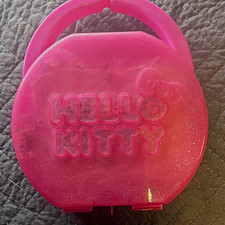 Sanrio Hello Kitty Kids Bead Kit Pink Carry Case w/ Letter  Round Beads