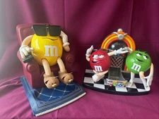 M&Ms Collectible JukeBox And Recliner Candy Dispenser