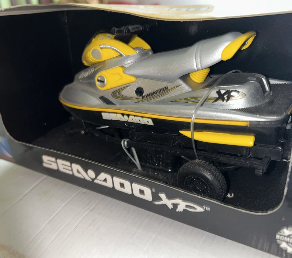 NewRay 1:12 Sea-Doo XP Jet Ski Bombardier Die Cast And Plastic With Trailer NIB - Image 4 of 4