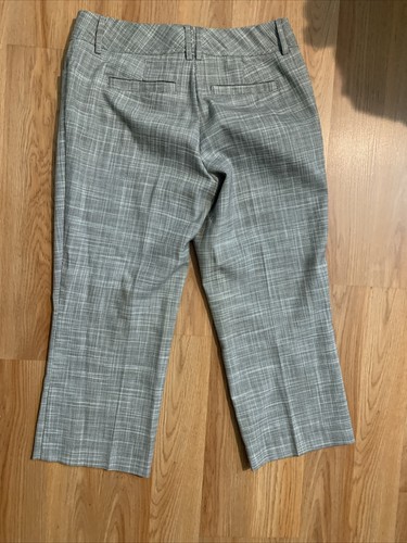 Express Design Studio Editor Cropped Pants Womens Size 6 Black White Pattern - Picture 3 of 3