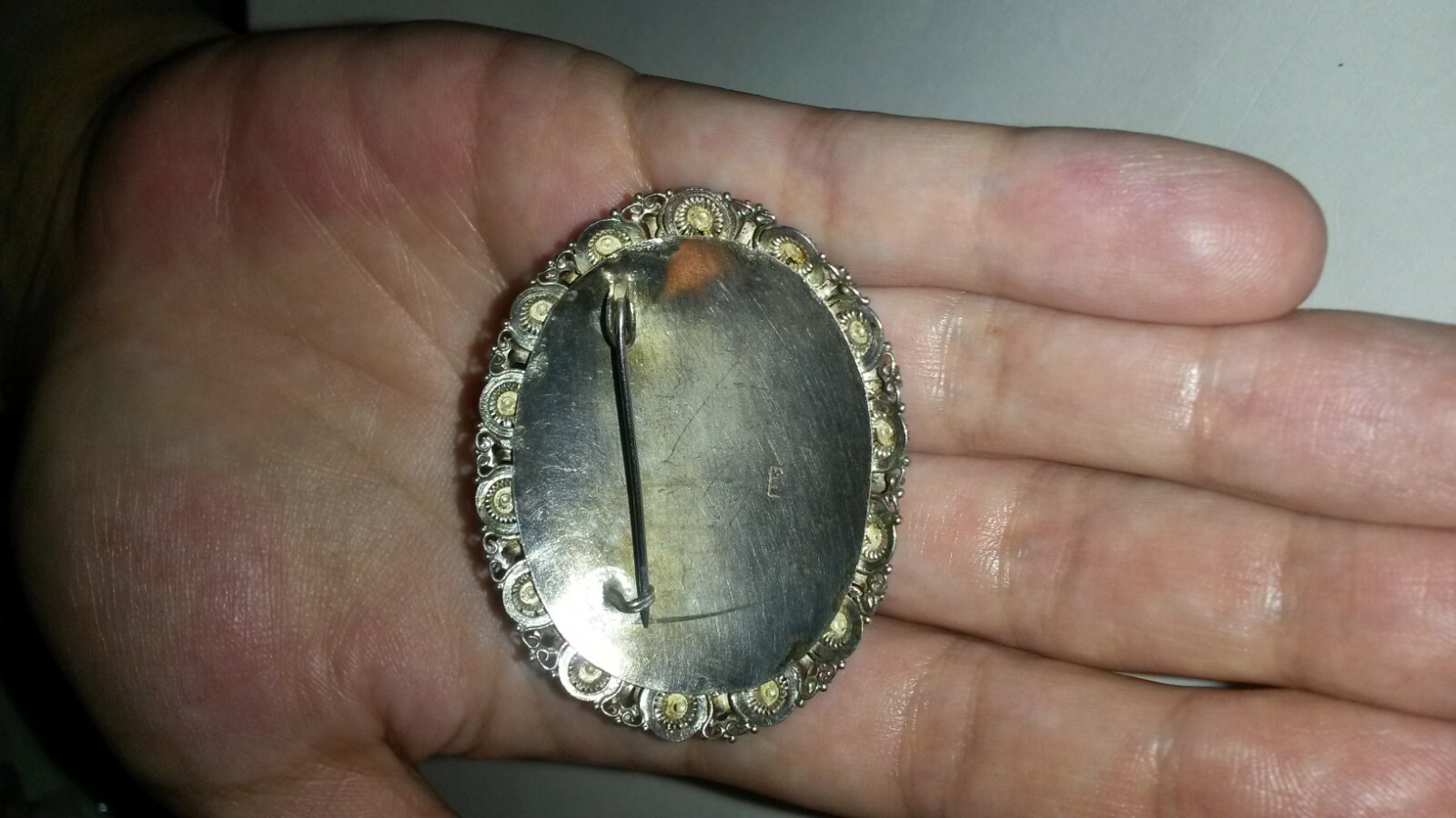 Picture 3 of 4