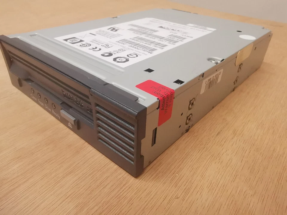 HP PD000-20250 LTO-3 HH SCSI LVD Standalone internal Tape Drive 400GB 800GB - Image 3 of 4