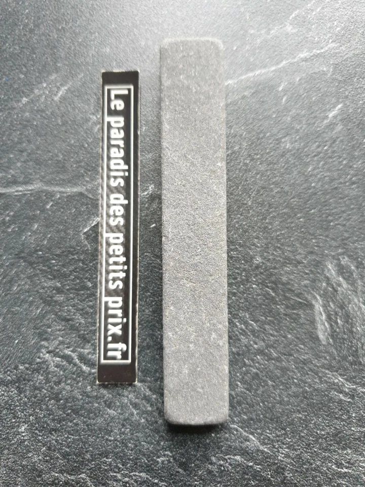 pierre d'affûtage 10 cm ,pierre à aiguiser naturelle , pierre pour couteaux - Photo 2/2