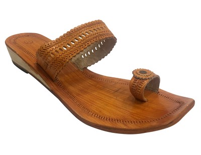 handmade leather chappals