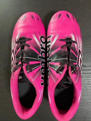 Umbro Girls Youth Soccer Cleats Shoes US Size 5 Pink & Black UMBYP17-PNK - Picture 5 of 9