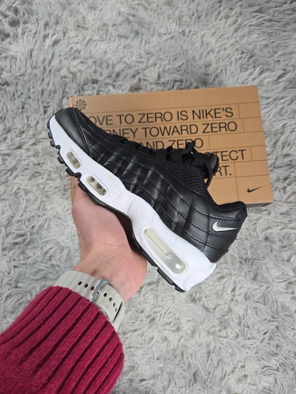 Nike Air Max 95 W baskets confortables contre la fatigue plantaire noir blanc