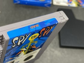 Spy vs. Spy (Nintendo Entertainment System, 1988) Nes Game Complete CIB box