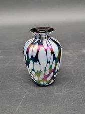 Gorgeous Small Iridescent End Of Day Murano Style Glass Bud Vase 3.5” T X 2.5” W