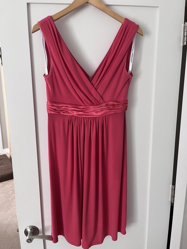 David's Bridal Sleeveless V-Neck Pink Dress Size 8 Jersey Polyester Style E44239