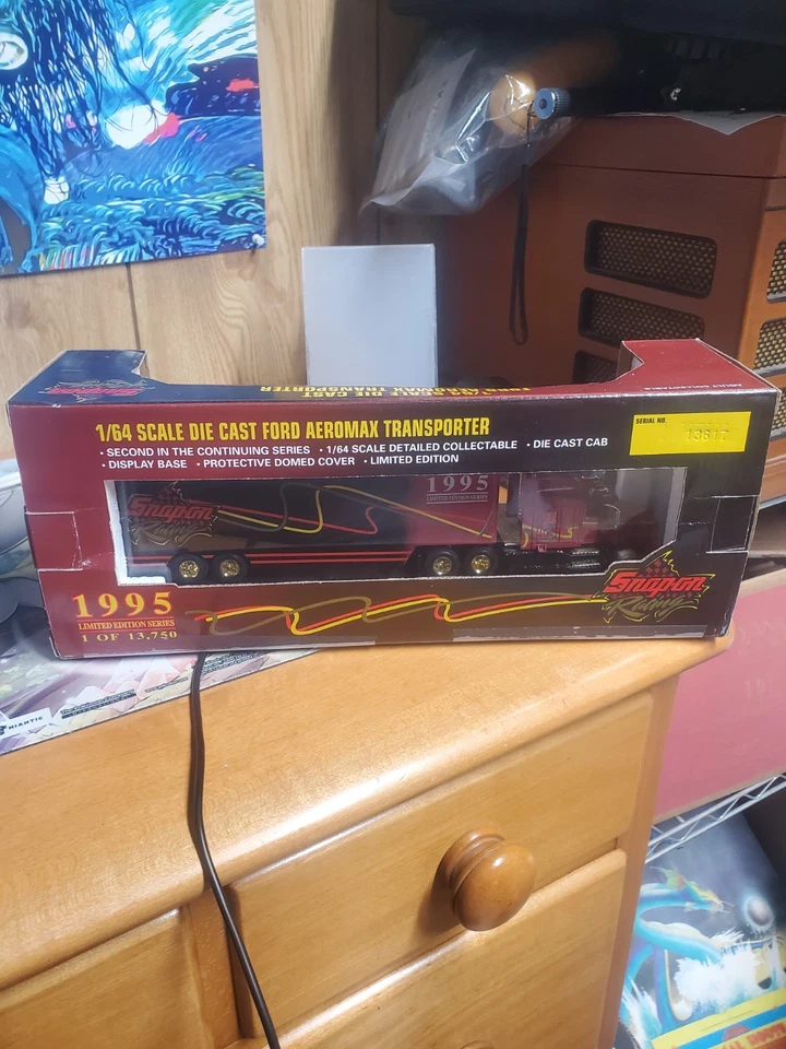 1995 1/64 Scale Ford Aeromax Snap On Racing Transporter Diecast 1 Of 13,750 - Image 4 of 4