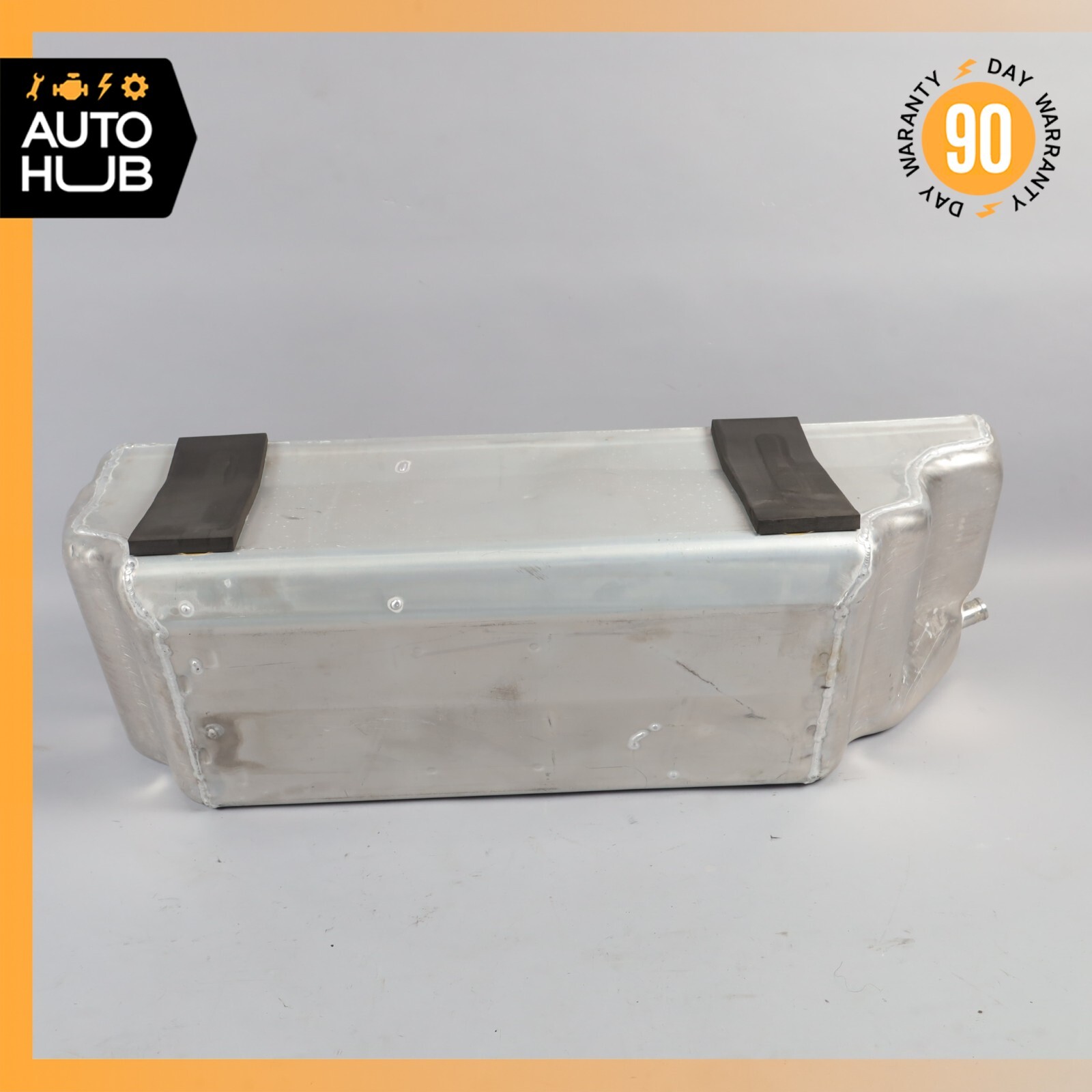 08-18 Maserati GranTurismo M145 Coupe Gas Fuel Tank Reservoir Assembly OEM 61k