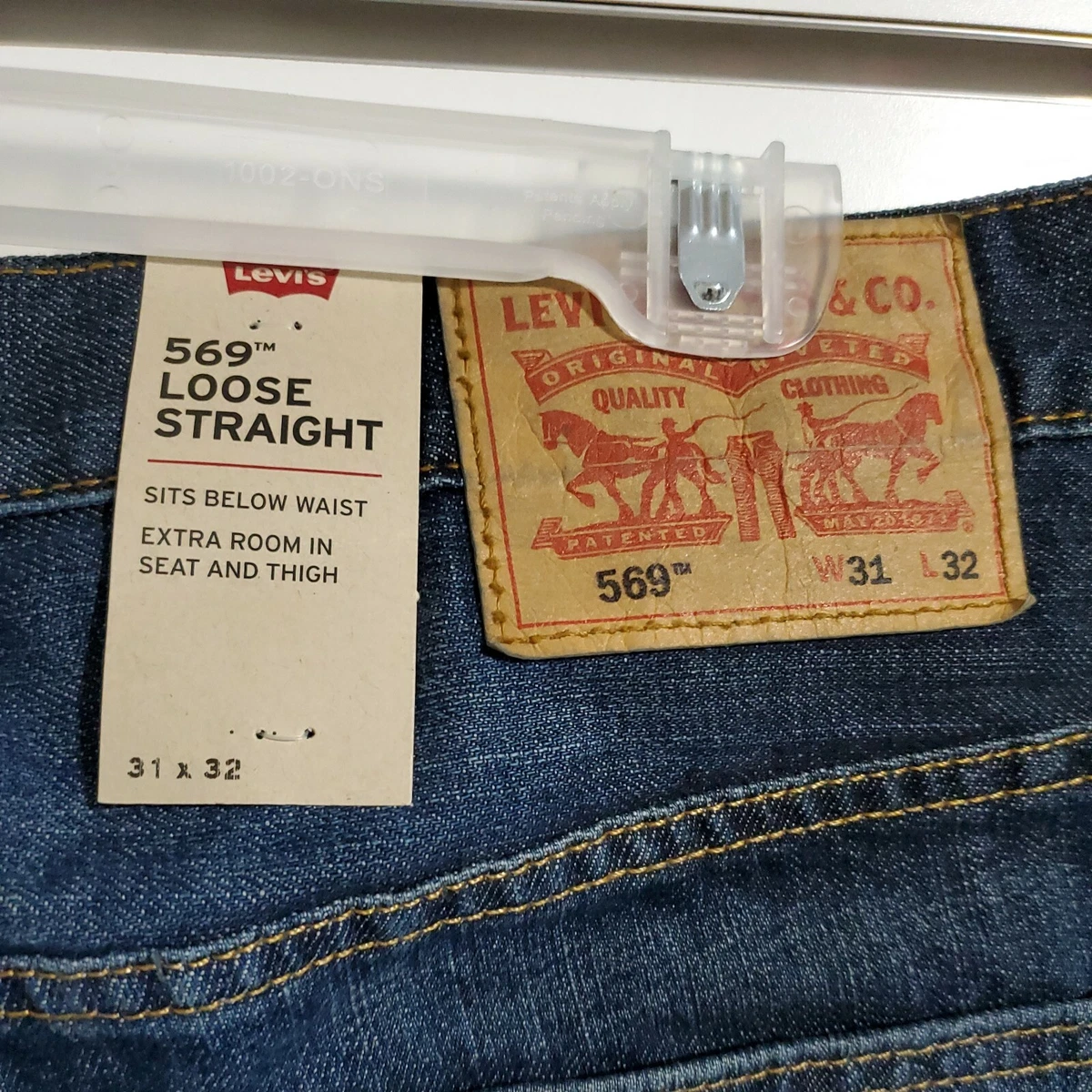 Levi's 569 mens Loose Straight Fit Jean Dark Chipped 31W x 32L