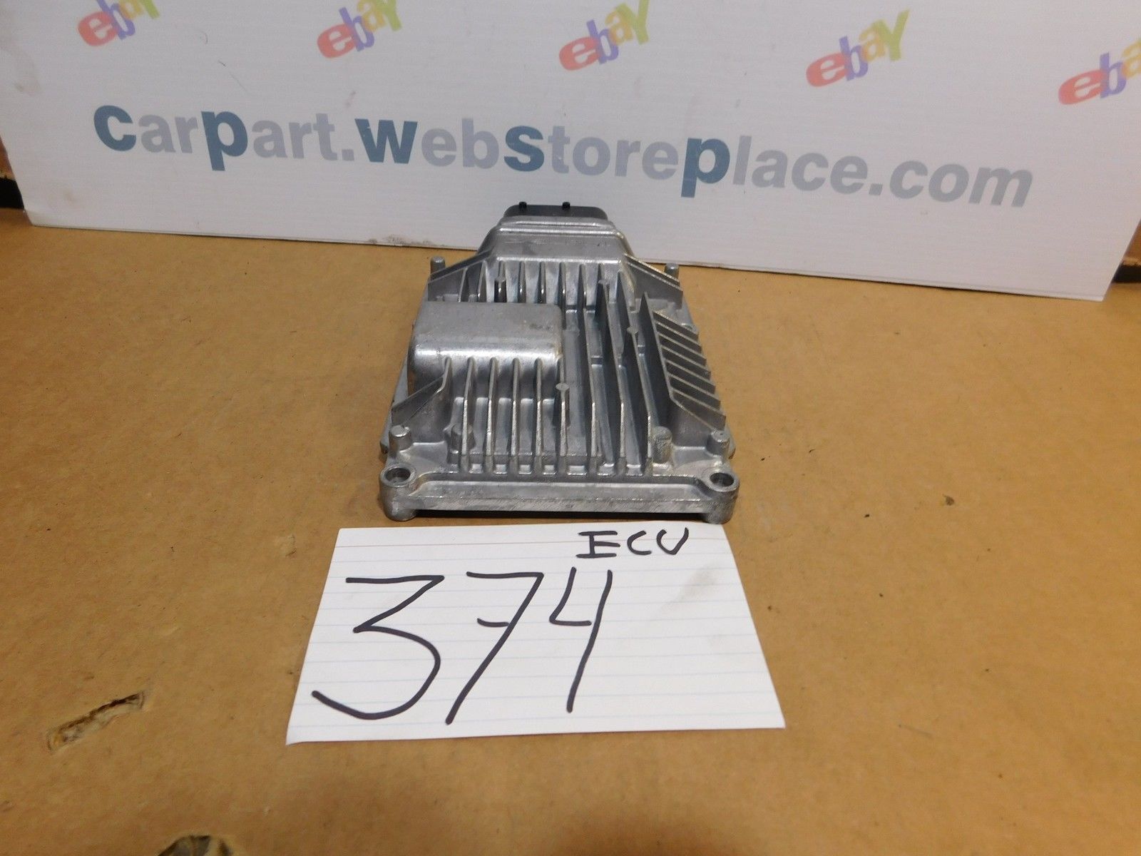 12 - 15 HYUNDAI AZERA #374 Engine Computer ECM ECU 39172-3C010