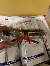 Honeywell UVEX Avatar S2855HS Safety Glasses Blue light - Box of 10 Red Frame