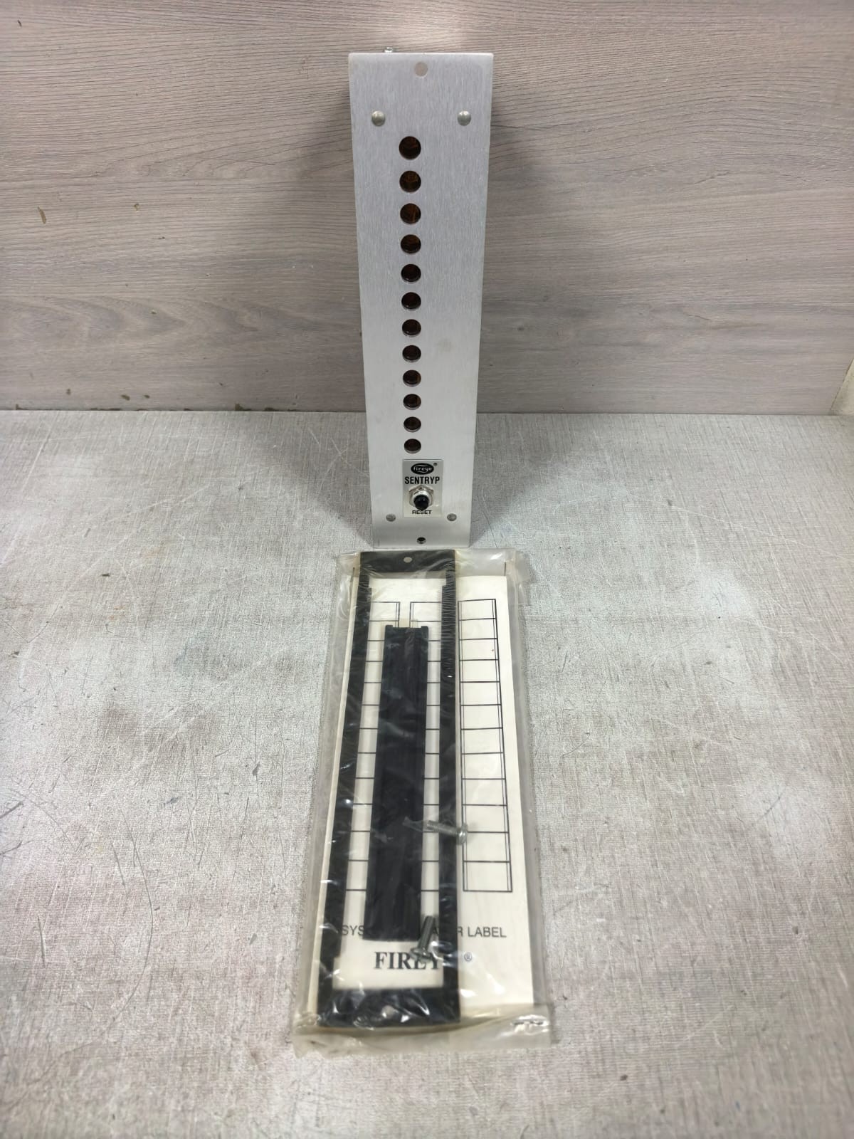 FIREYE SENTRYP 53SE2 1000 SYSTEM INDICATOR