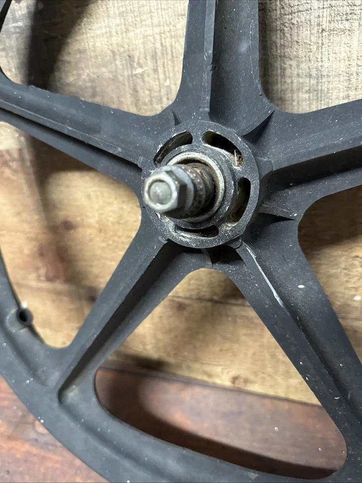 Rueda BMX Old School LESTER MAG Schwinn Mag Scrambler Ashtabula WEBCO 76 77 78 Foto 3 de 4