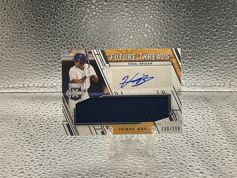 2019 Panini Elite Extra Edition Future Threads Signatures Vidal Brujan RC /199
