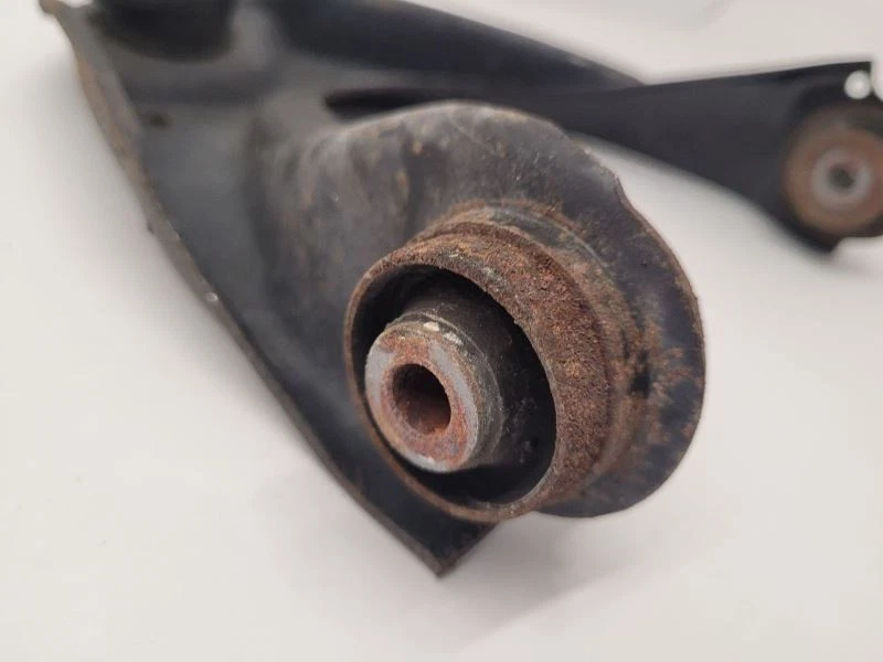 06-09 FORD FUSION RH passageiro braço de controle superior direito dianteiro FWD 6E5Z3084BA  - Imagem 4 de 4