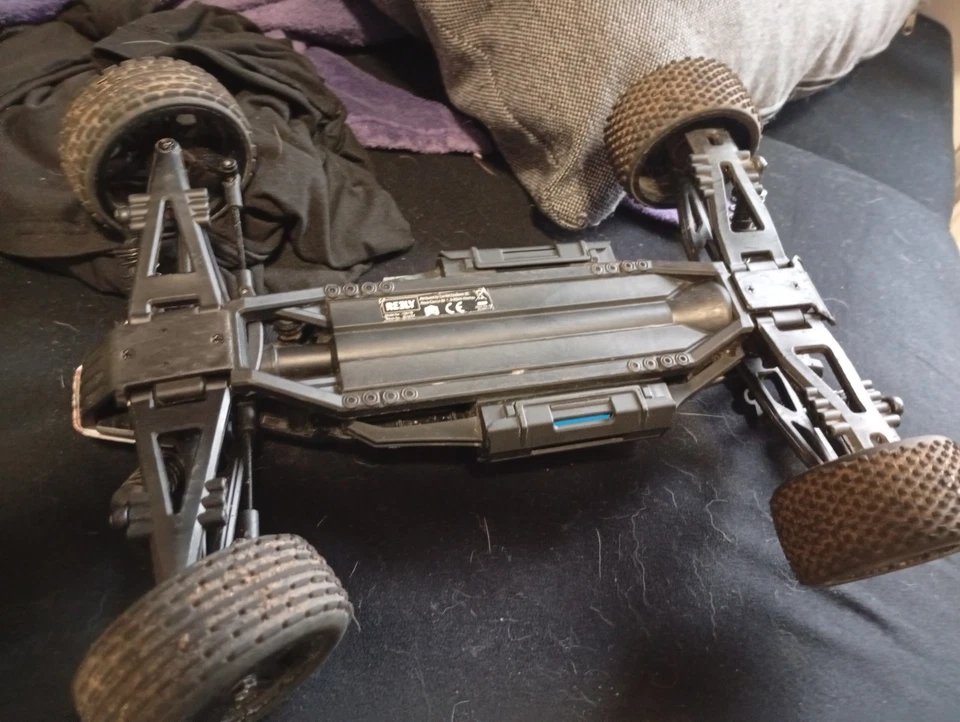 Really Buggy 1/10 Brushless RC Ohne Fernsteuerung Bastelware - Bild 2 von 4