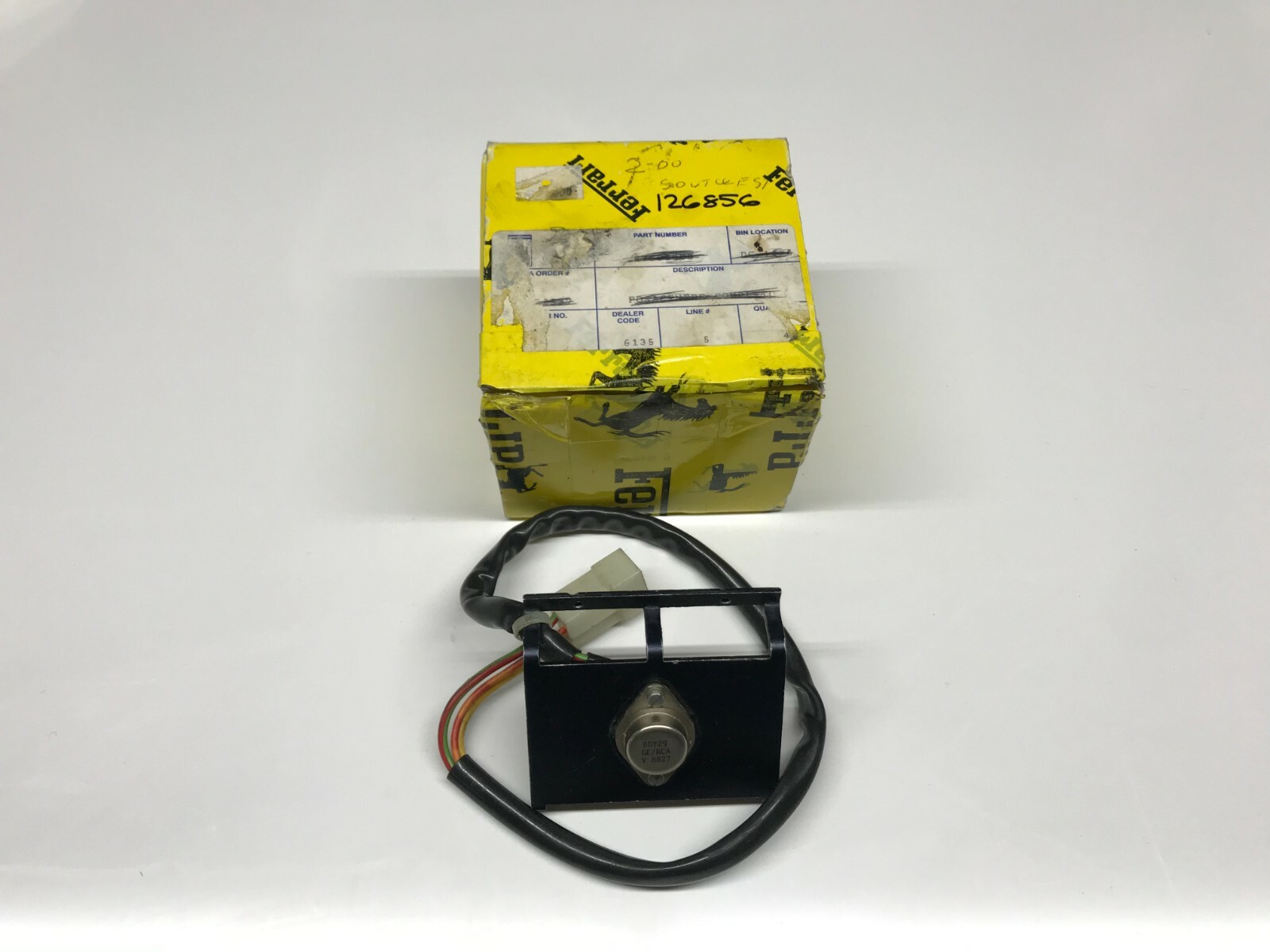 FERRARI 208 328 F40 POWER TRANSISTOR OEM NEW 126856