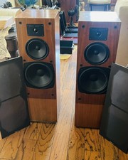 Pair Boston Acoustics T 930 Speakers. Sound Great!