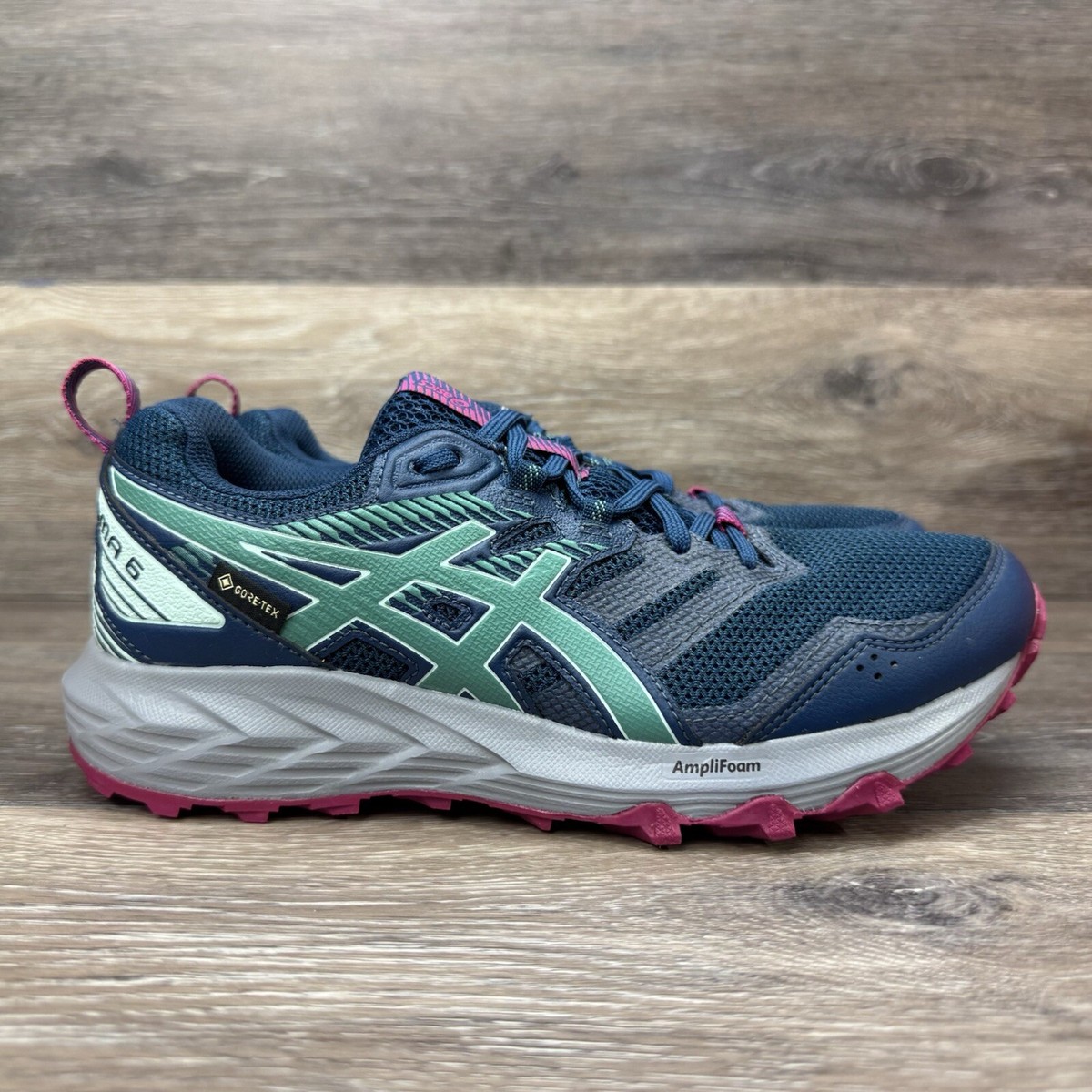 ASICS アシックスGEL-SONOMA 6 ゴアテックス アシックス」も「メレル」も“黒ゴアテックス”が買いの決め手