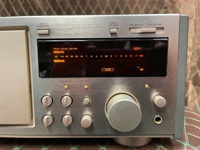 TEAC V-7000 High End 3-Head Direct Drive Dual Capstan