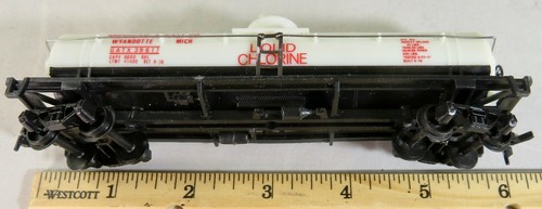 Coche tanque de cloro líquido alcalino modelo Power 8033 escala HO 39617 - Imagen 5 de 5