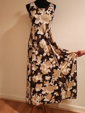 Michael Kors Brown Beige White Knit Long slaveless Dress Size Medium