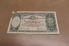1942 Commonwealth of Australia One Pound Banknote