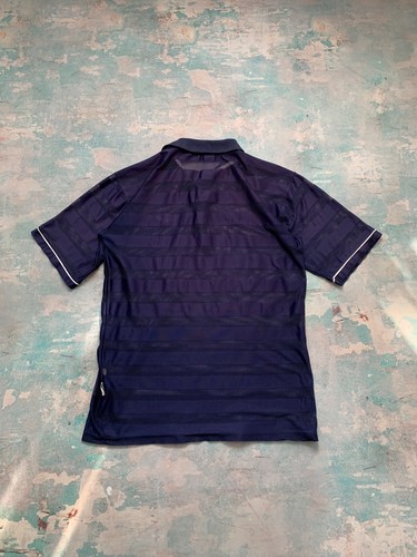 Nike 1990s Polo Camiseta Vintage Hecho en EE. UU. Azul Manga Corta Hombres... - Imagen 7 de 15