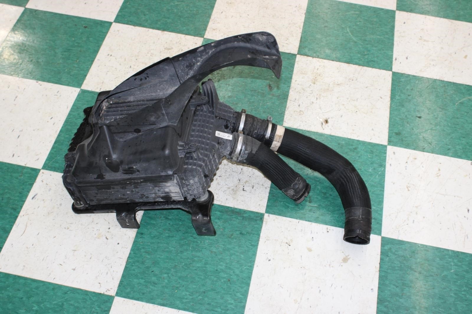 Maserati Ghibli 2014-2020 Left Intake hose
