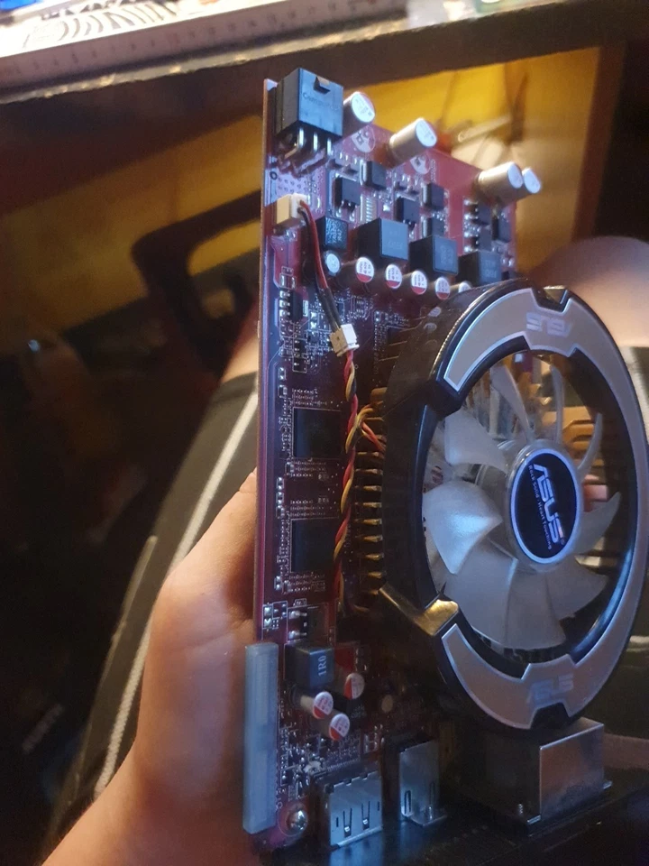 ASUS Grafikarte - Bild 4 von 4