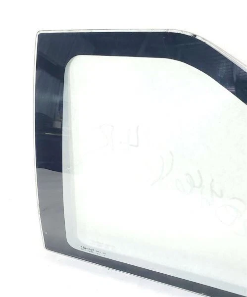 Cuarto de cristal trasero izquierdo OEM 1984 1992 Lincoln Mark VII Foto 3 de 4