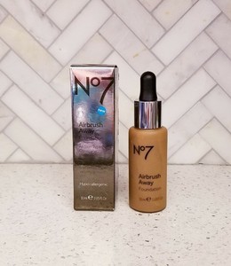 no 7 liquid foundation